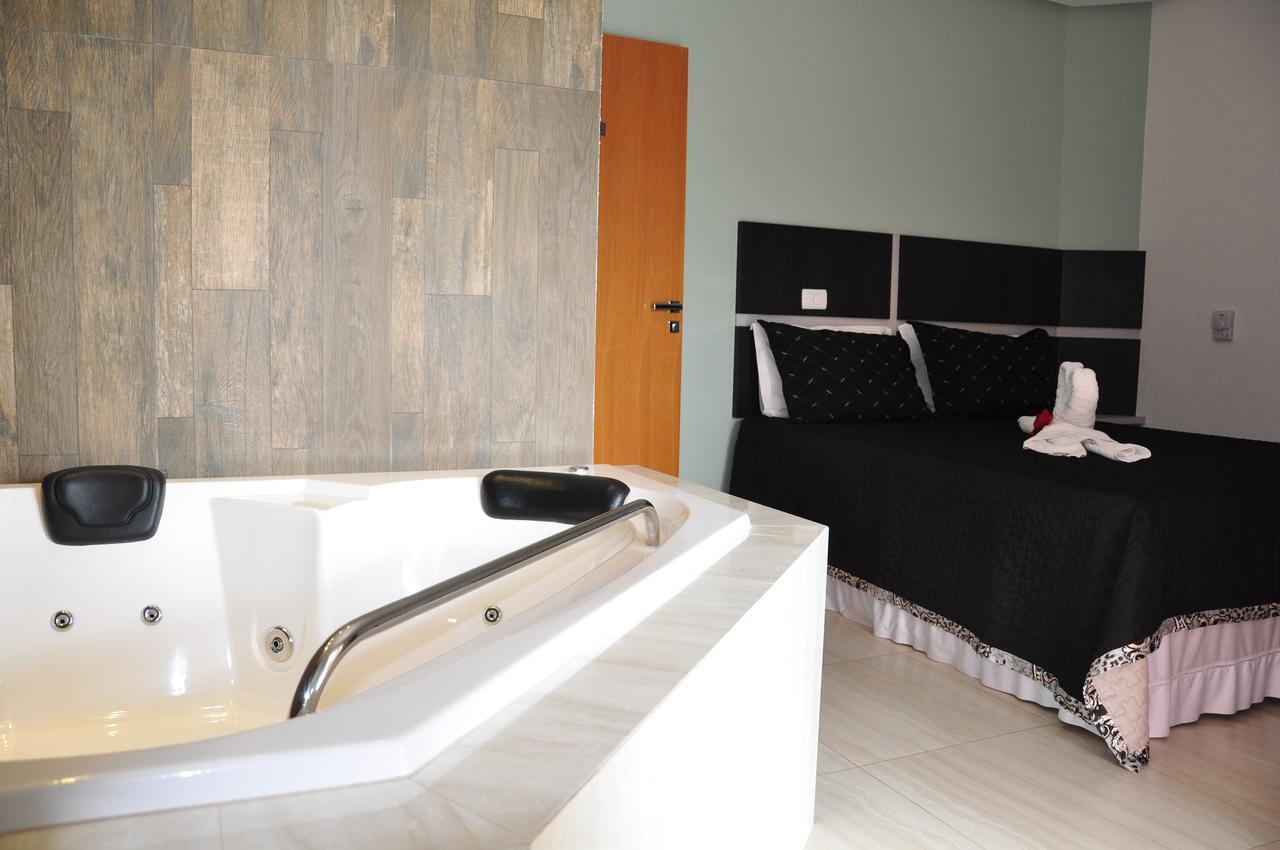 Hotel Sao Miguel Sao Miguel do Araguaia Екстериор снимка
