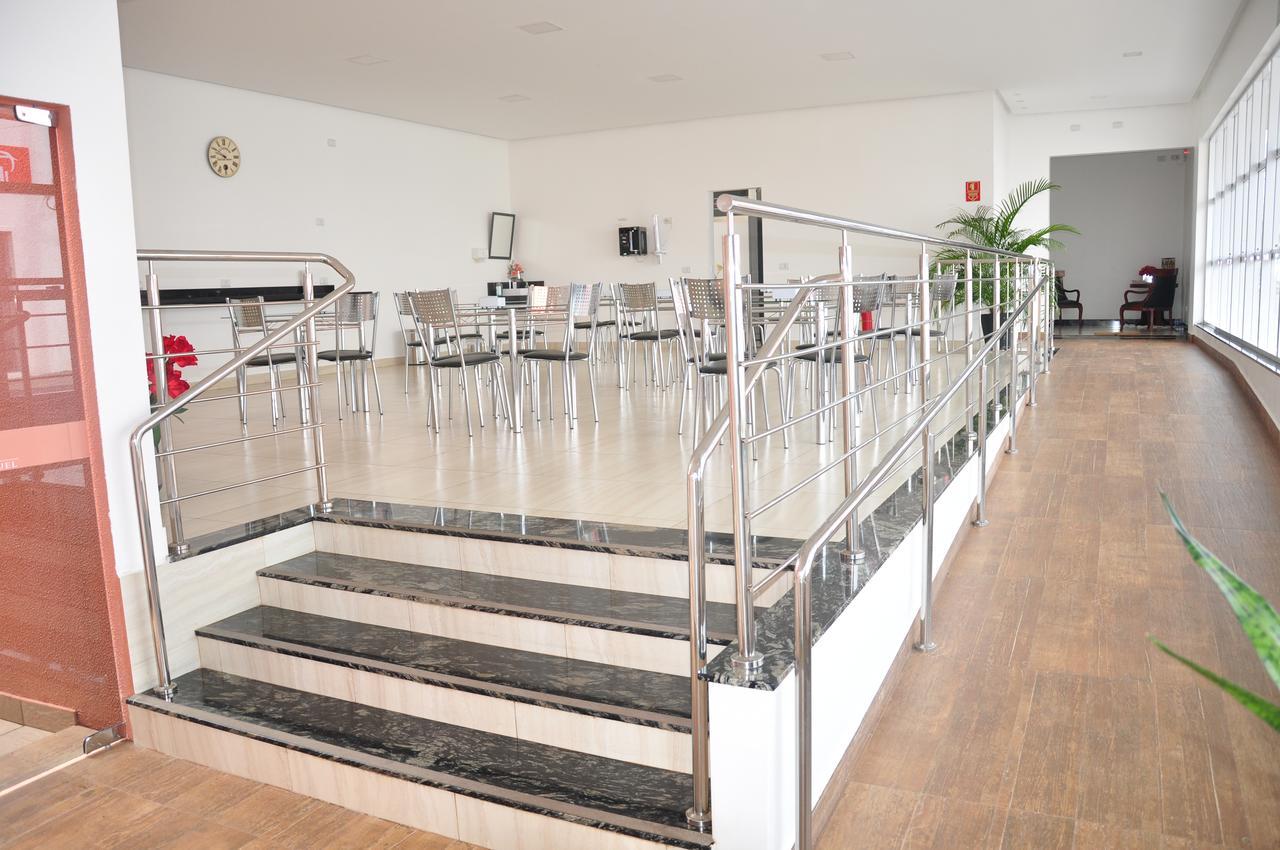 Hotel Sao Miguel Sao Miguel do Araguaia Екстериор снимка